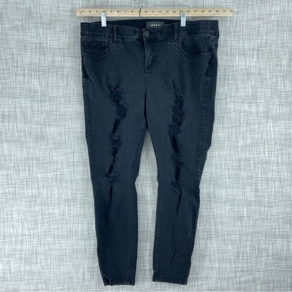 Torrid Womens Distressed Skinny black jeans 20R - a0331